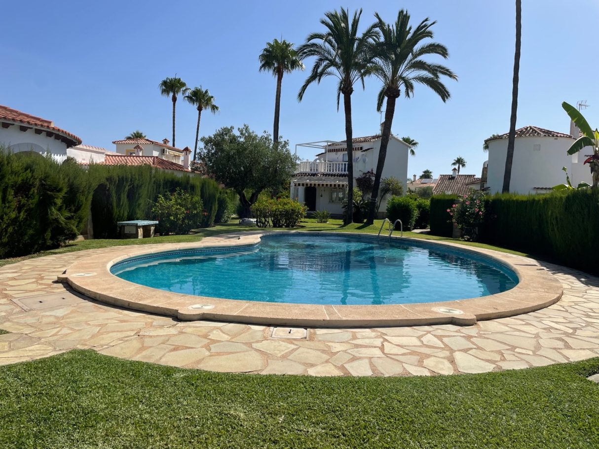 Piscina comunitaria